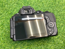 Nikon D5600 kit 18-55mm 3.300 кадров