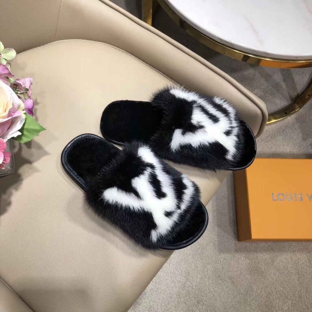 Louis Vuitton Fur Slide