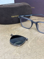 Солнцезащитные очки Tom Ford