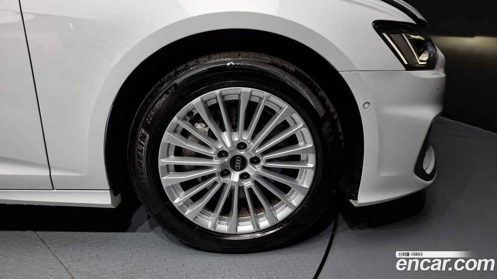 Audi A6 (C8) 45 TFSI Premium (03.2021)