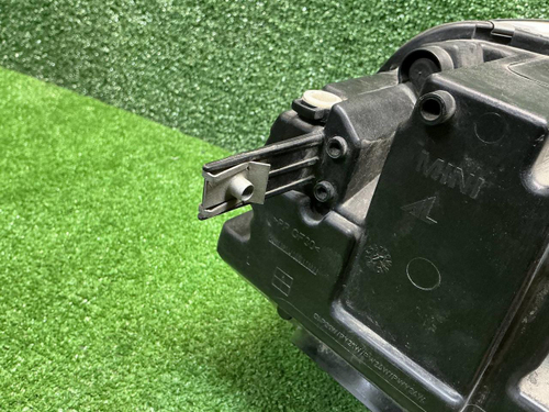 Фара левая Mini Countryman F60 (2016-2020) LED