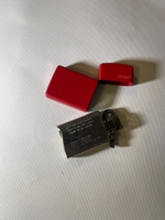 Зажигалка Zippo Classic с покрытием Red Matte, красная в кожаном чехле. Made in USA