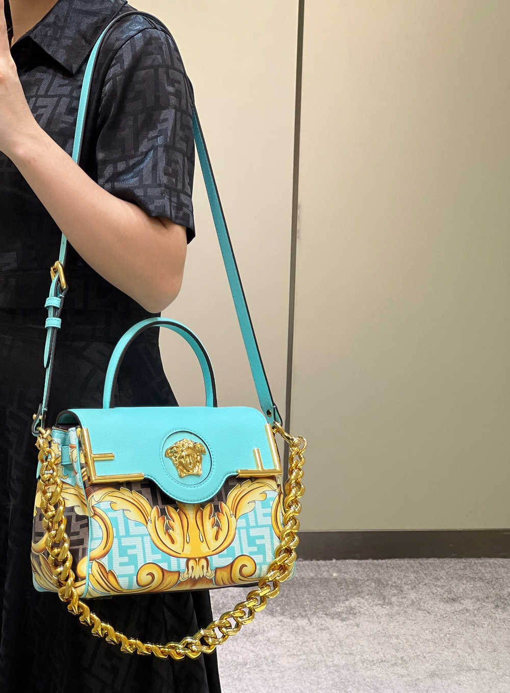 Fendi Versace Medusa 25 cm
