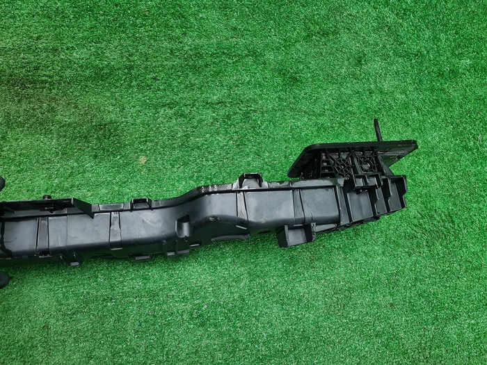 Усилитель задний Genesis GV80 (2020-2023)