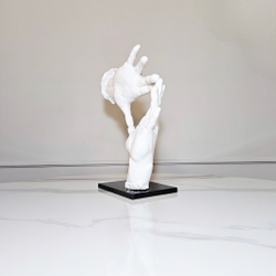 Статуэтка Human Hands