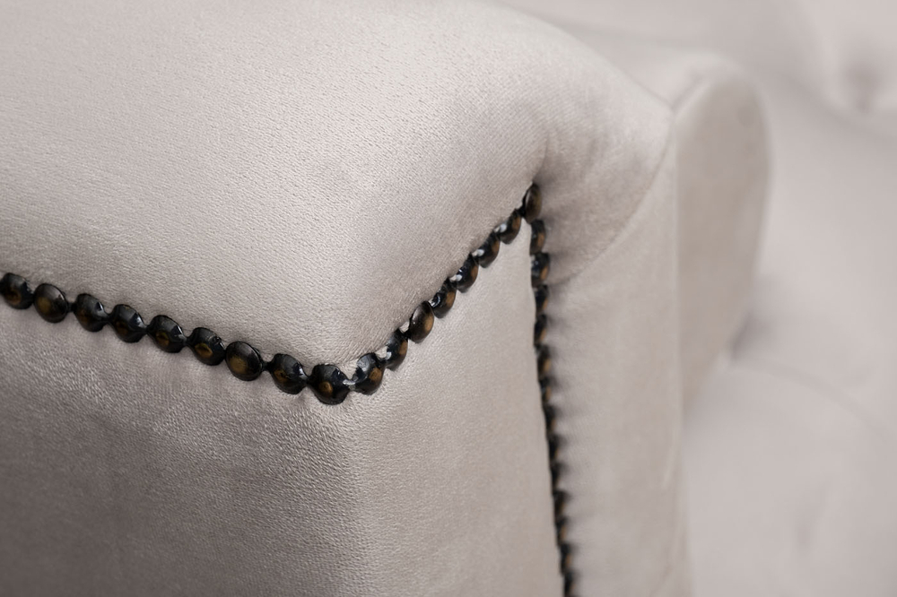 Диван трехместный Garda Decor Sanremo велюровый светло-серый