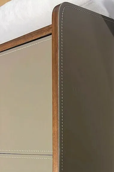 Комод 4219, 180х89 см, шпон эвкалипта, серая экокожа