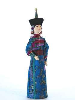 Кукла коллекционная Тувинский женский костюм