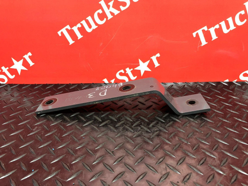 Кронштейн трубы глушителя