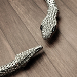 Чокер колье "Змея" серебристый металлический с кристаллами