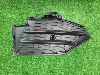 Решетка бампера правая Mercedes GLC X253 19-22 AMG