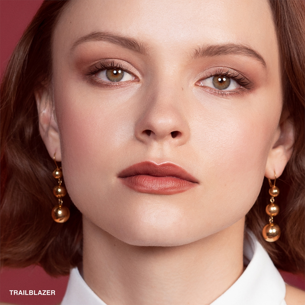 Bobbi Brown Luxe Shine Intense - Увлажняющая блестящая помада оттенок TRAILBLAZER, 2 g