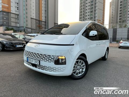 Hyundai Staria Cargo 3-х местный (11.2022)