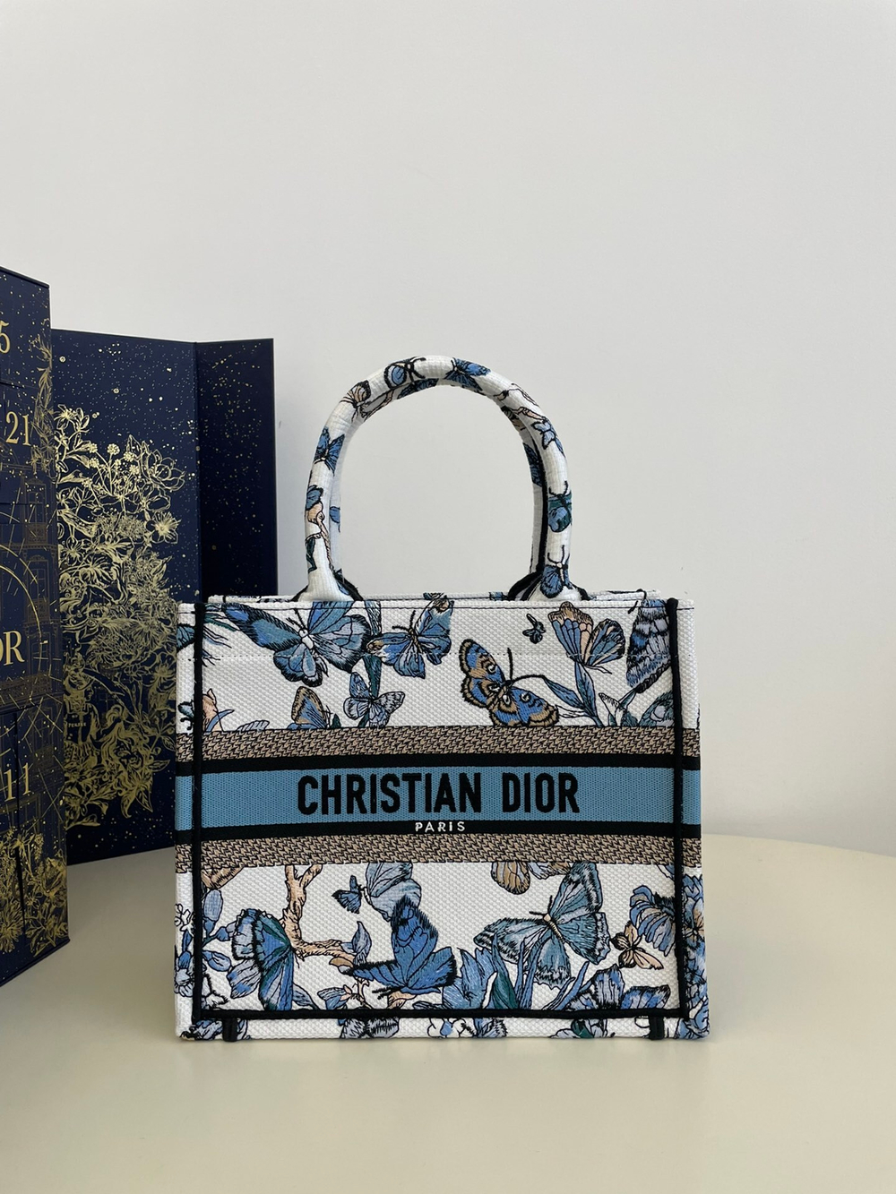Christian Dior Book Tote 26 cm