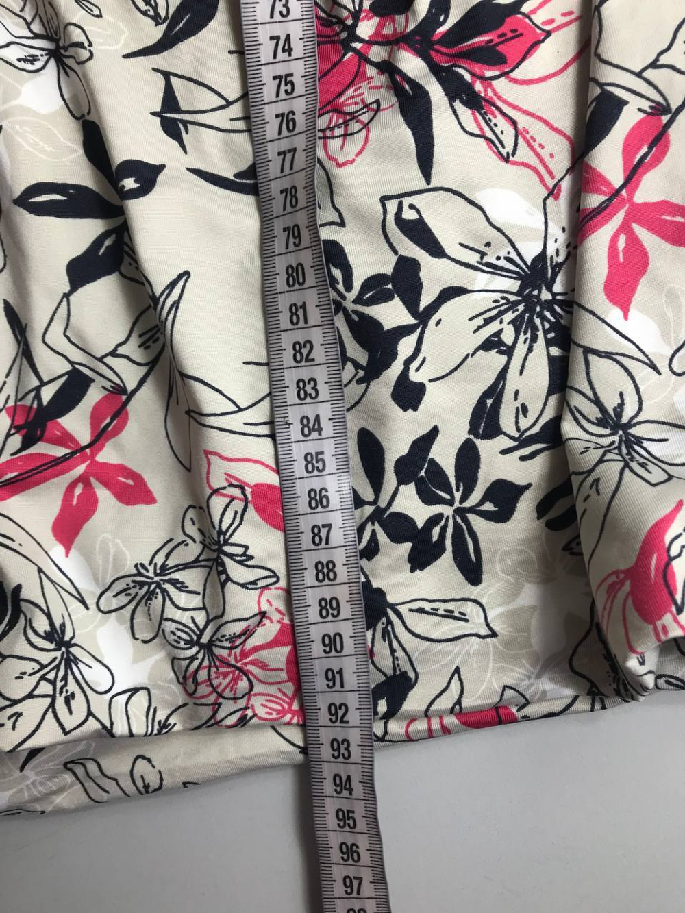 Платье Ostin легкое и комфортное, маркировка XL, визуально на 50 размер