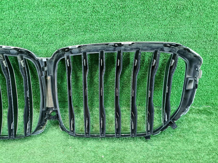Решетка радиатора BMW X5 G05 (2018-2023)