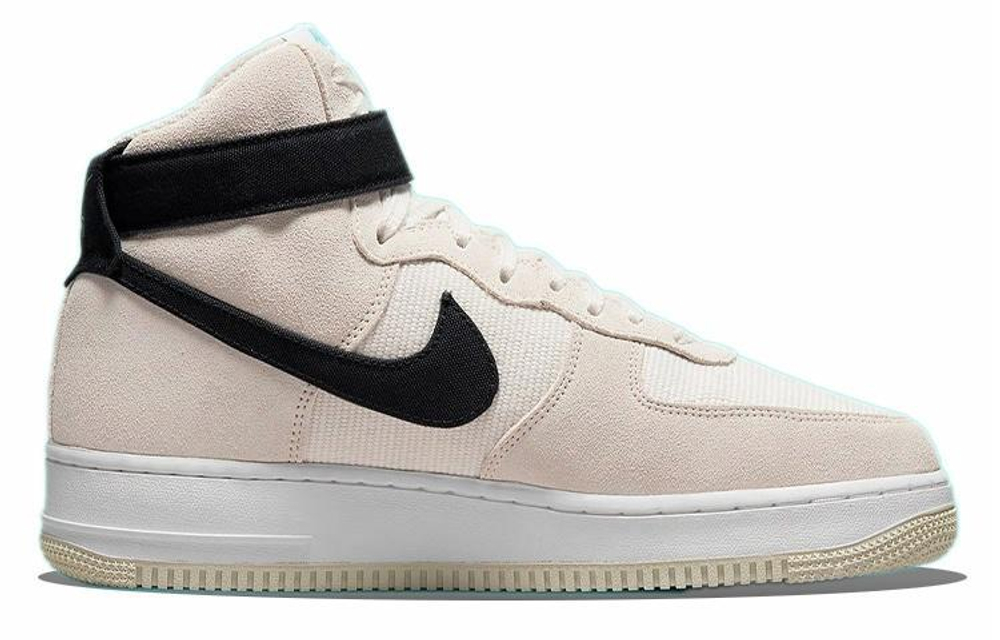 Кроссовки Nike Air Force 1 07 Lx