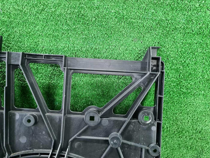 Диффузор с вентилятором Toyota Camry xv70 (17-нв)