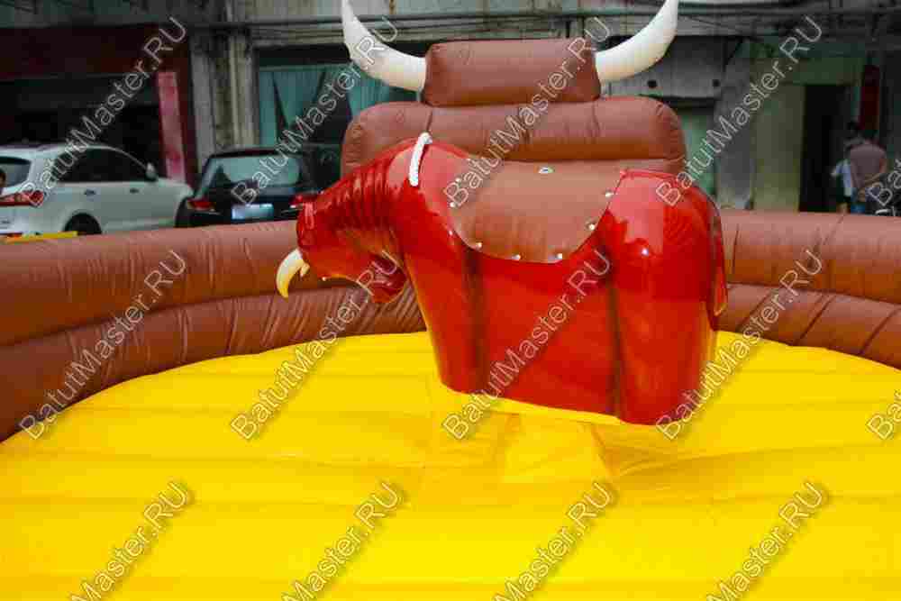Надувной аттракцион Бык Родео, бык+батут, красный, 5*5*2,5м