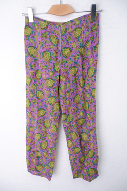 Брюки красивые 42 размер