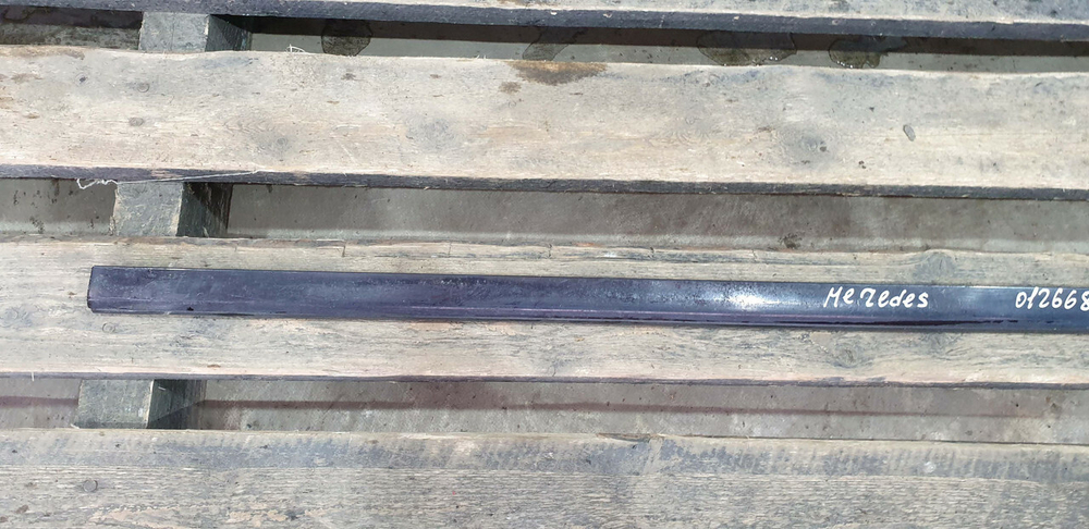 Молдинг двери передней левой Mercedes C (W205) 14-23 Б/У Оригинал A2057204131