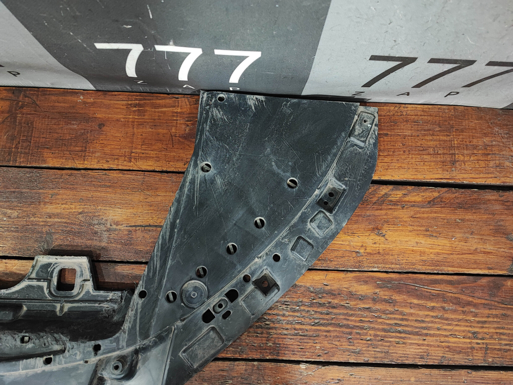 Пыльник переднего бампера Volvo XC60 1 08-13 Б/У Оригинал 31383167