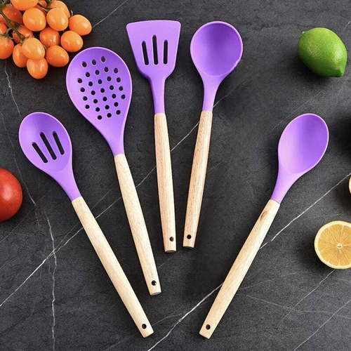 Набор кухонных принадлежностей