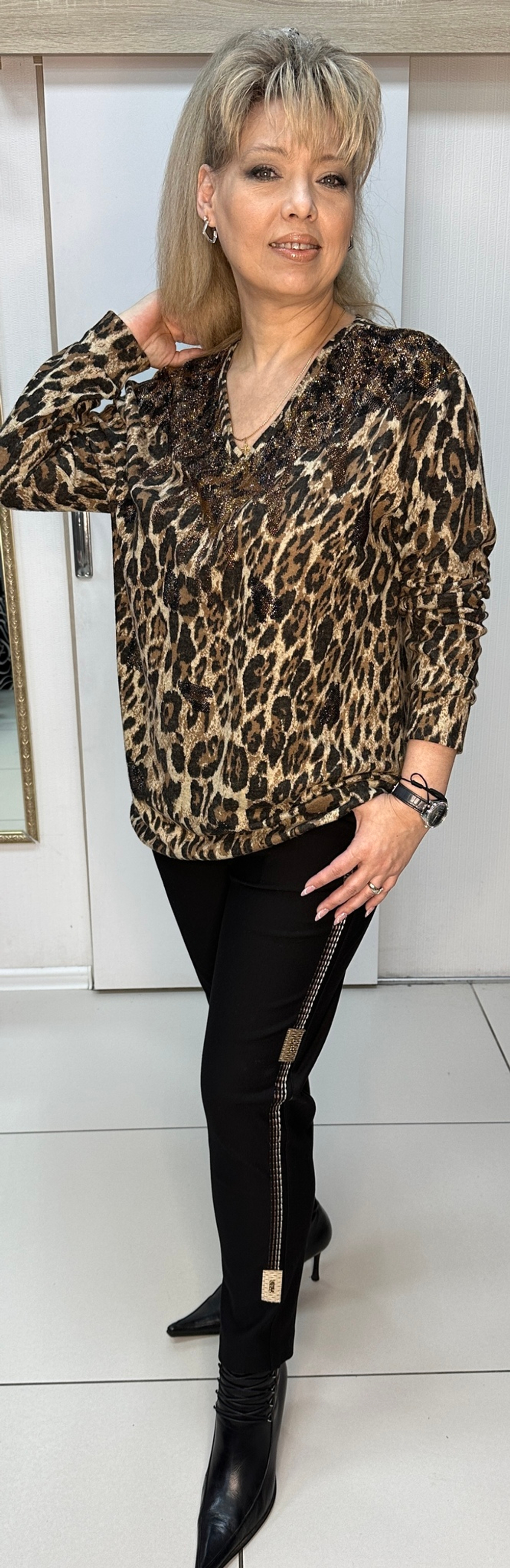 Нарядный джемпер с "леопардовым" принтом