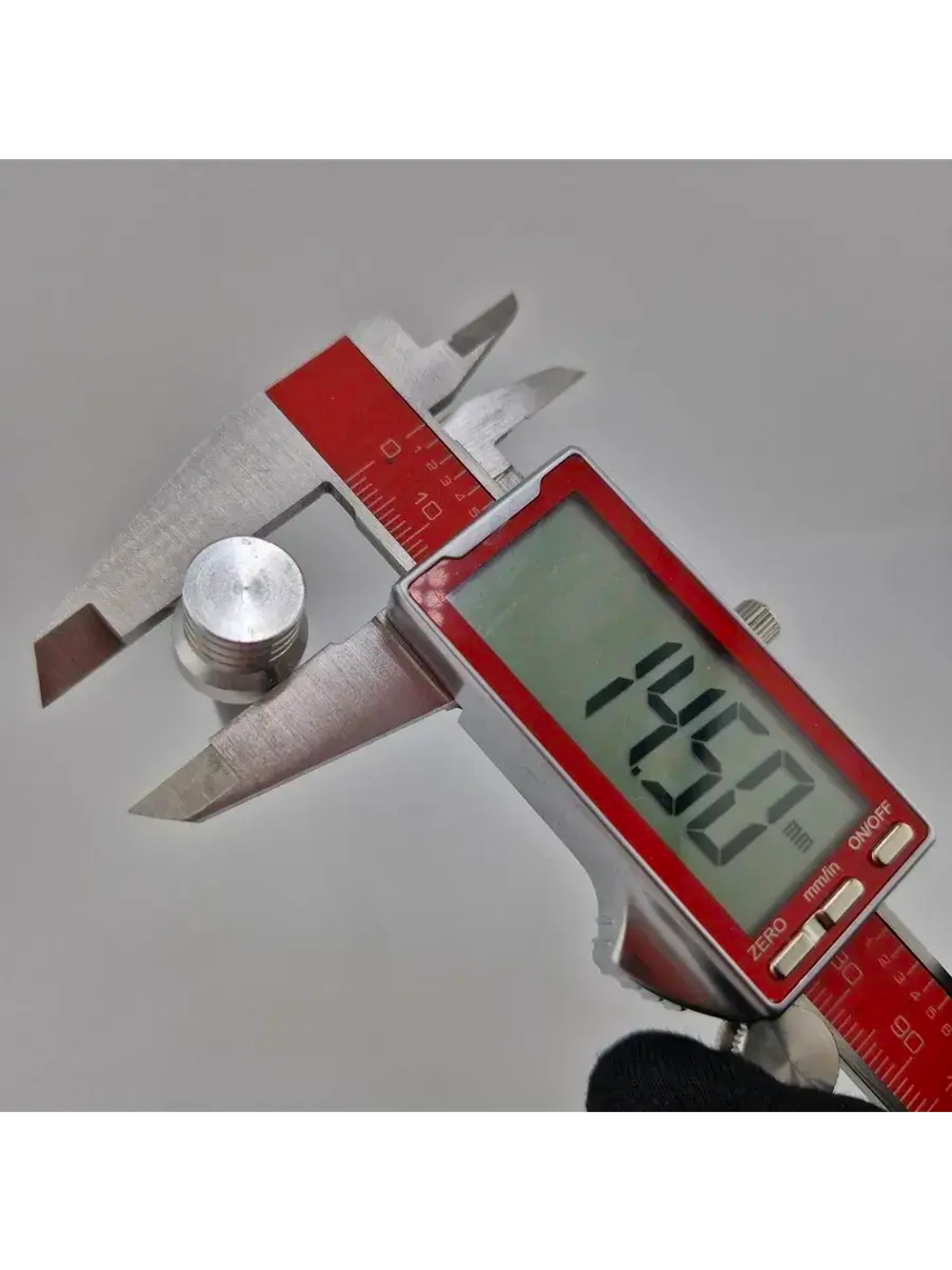 Клапан крышки бензобака