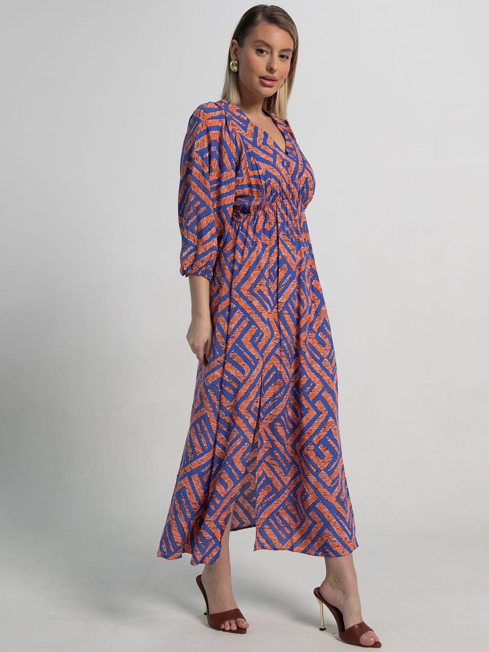 Платье Неповторимая (оранжевое) П15500-34М LT Collection