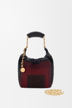 Loewe Мини-сумка-мешок Squeeze из кожи с бисером, черный/бордовый