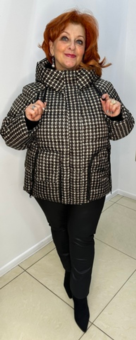 Теплая куртка с принтом "гусиная лапка"