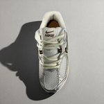 Nike V5 RNR • White Brown