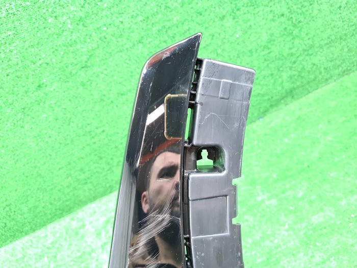 Накладка крыла передняя правая BMW X7 G07 (19-нв)