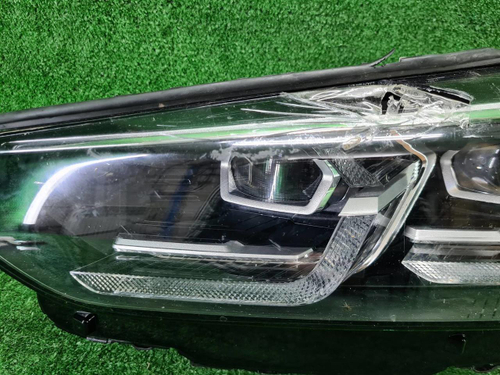 Битая Фара левая BMW X3 G01 (2021-н.в.) LED