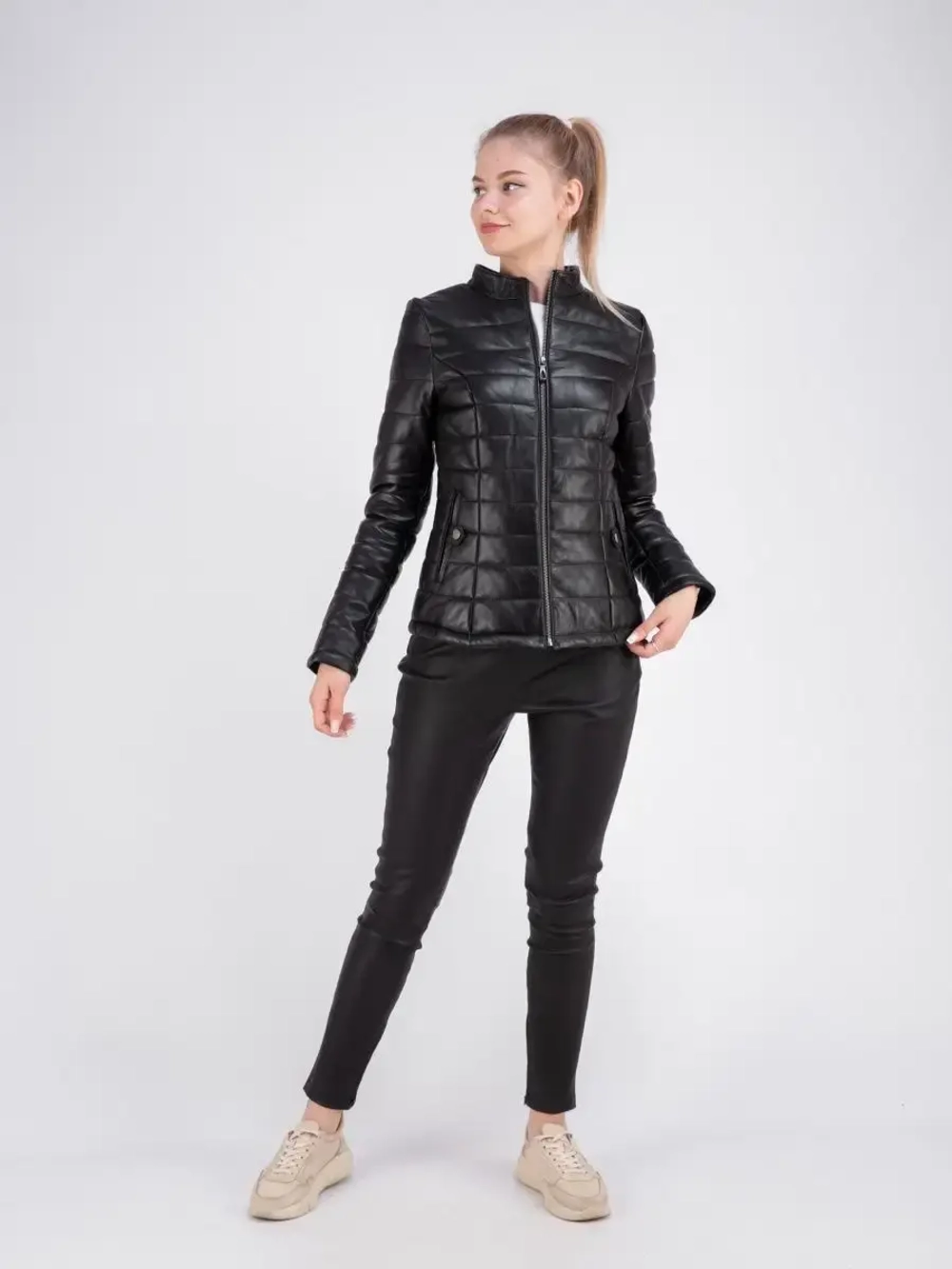 Куртка женская из натуральной кожи короткая Турция