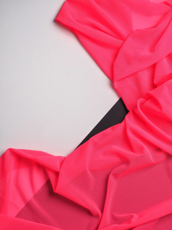 Сетка эластичная розово-красная неоновая отрезом 75х50 см