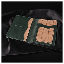 Кожаная обложка на паспорт «Рысь»