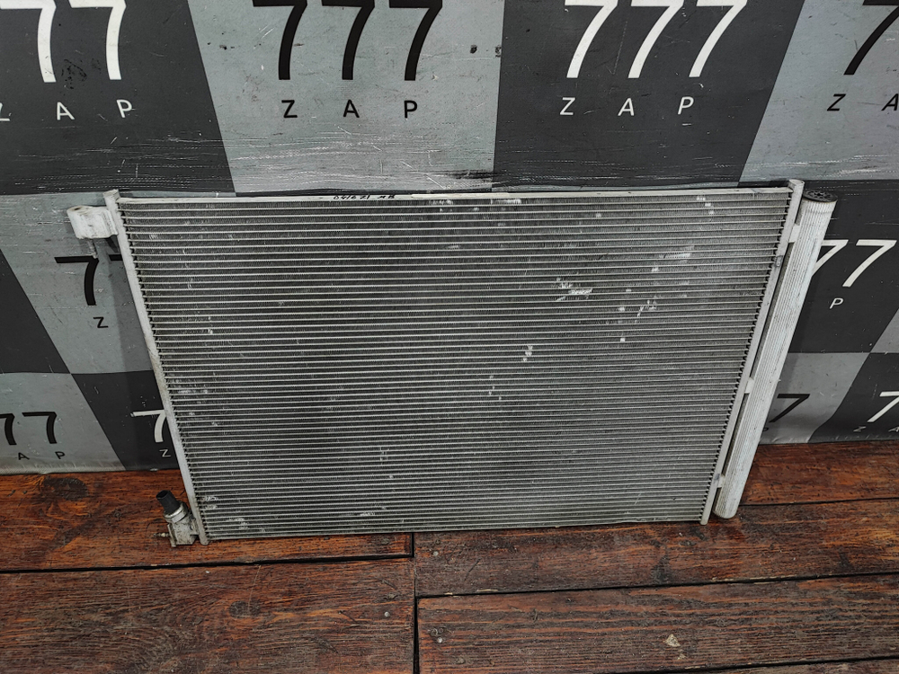 Радиатор кондиционера Mercedes C-Class (W205)  Б/У Оригинал A0995000454