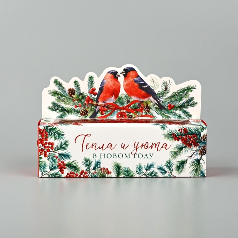 Коробочка для макаронс новогодняя «Снегири», 18 х 5.5 х 5.5 см