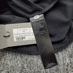 Футболка Balenciaga
