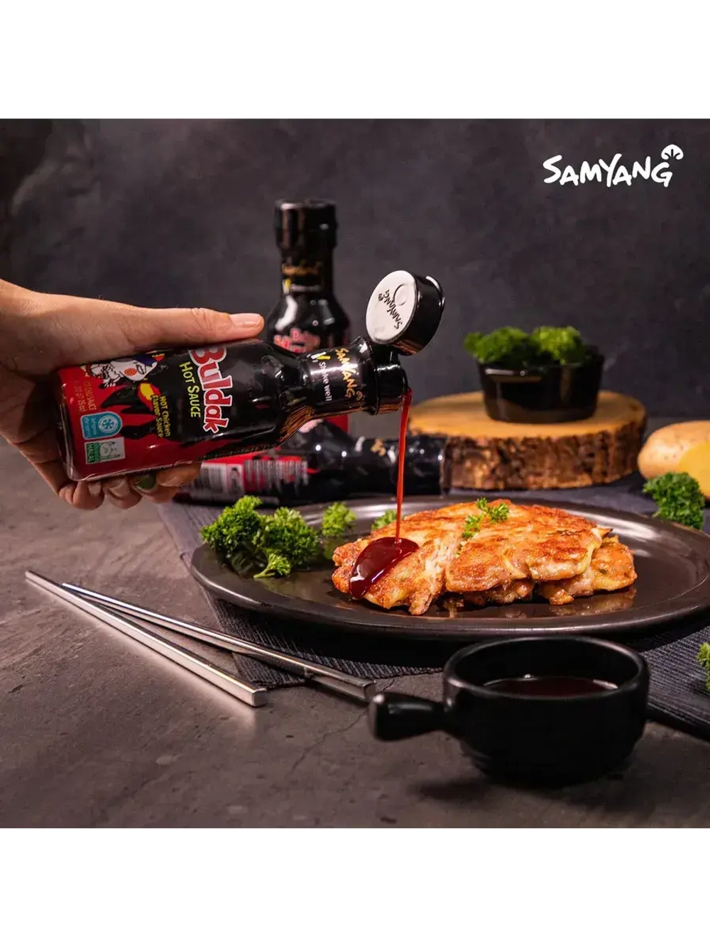 Соус Samyang со вкусом острой курицы Original Spicy Buldak 200 г