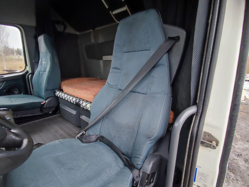 Сиденье водительское пневматическое