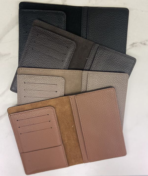 Кожаная обложка для паспорта DBR 15-38 черный