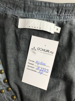 Платье ZOI с украшением в зоне декольте, маркировка S, визуально на 44 размер