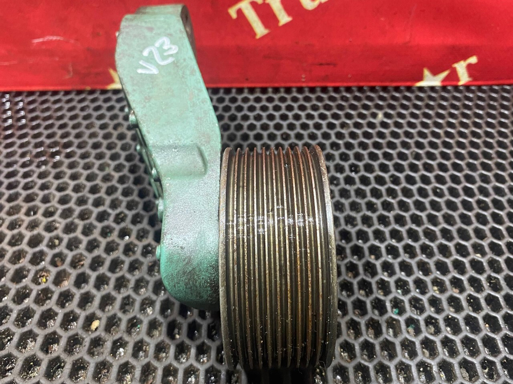 Ролик-натяжитель 2019г