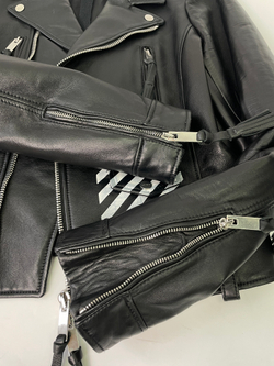 Куртка Off-White