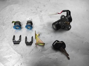 Замок зажигания (комплект) хонда дио 34/35 (3 провода)