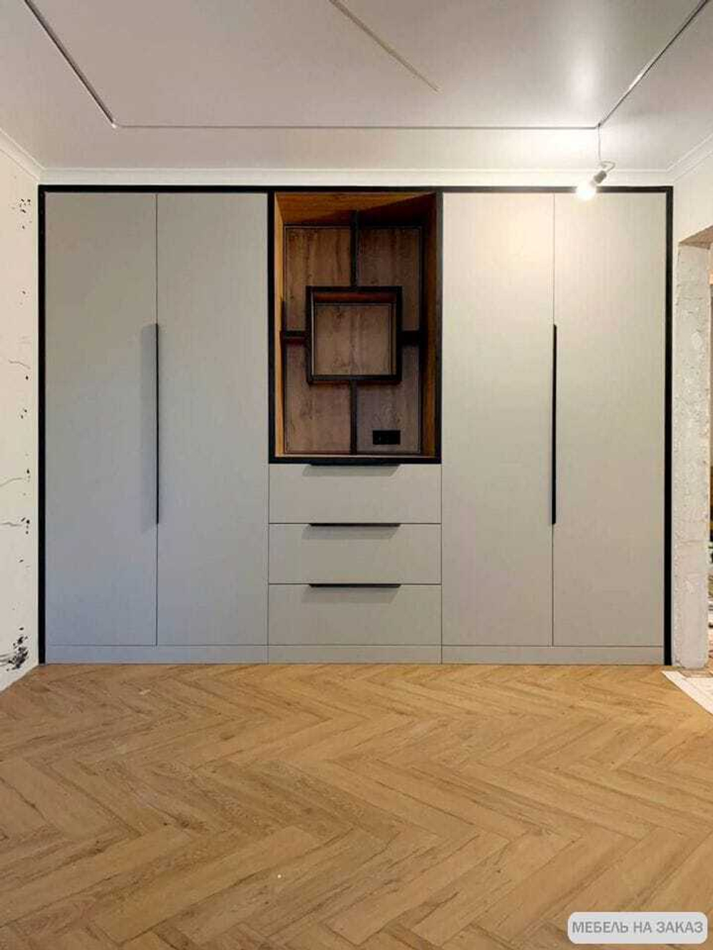 Шкаф с подсветкой на заказ