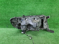 Битая Фара левая Toyota Land Cruiser 200 (2015-2021) LED